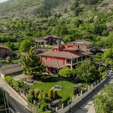 Hotel-Restaurant Almond Karlovo Dış mekan fotoğraf