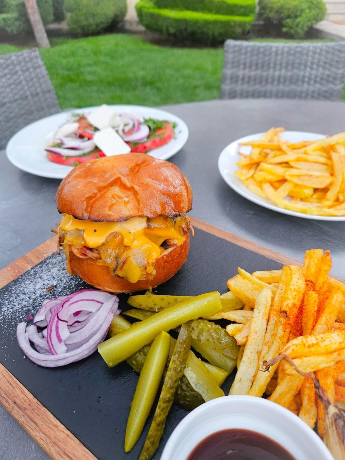 Hotel-Restaurant Almond Karlovo Dış mekan fotoğraf