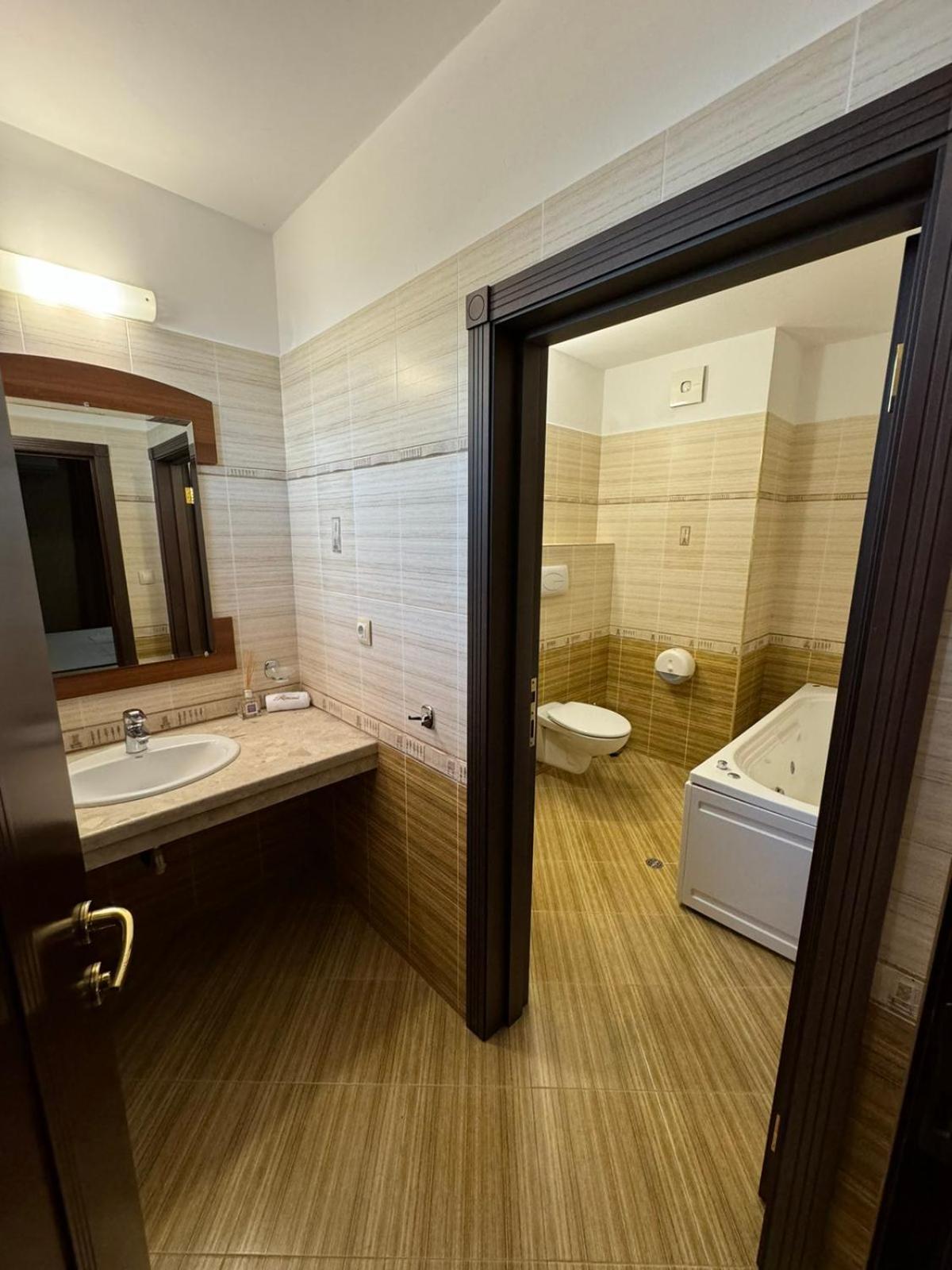 Hotel-Restaurant Almond Karlovo Dış mekan fotoğraf