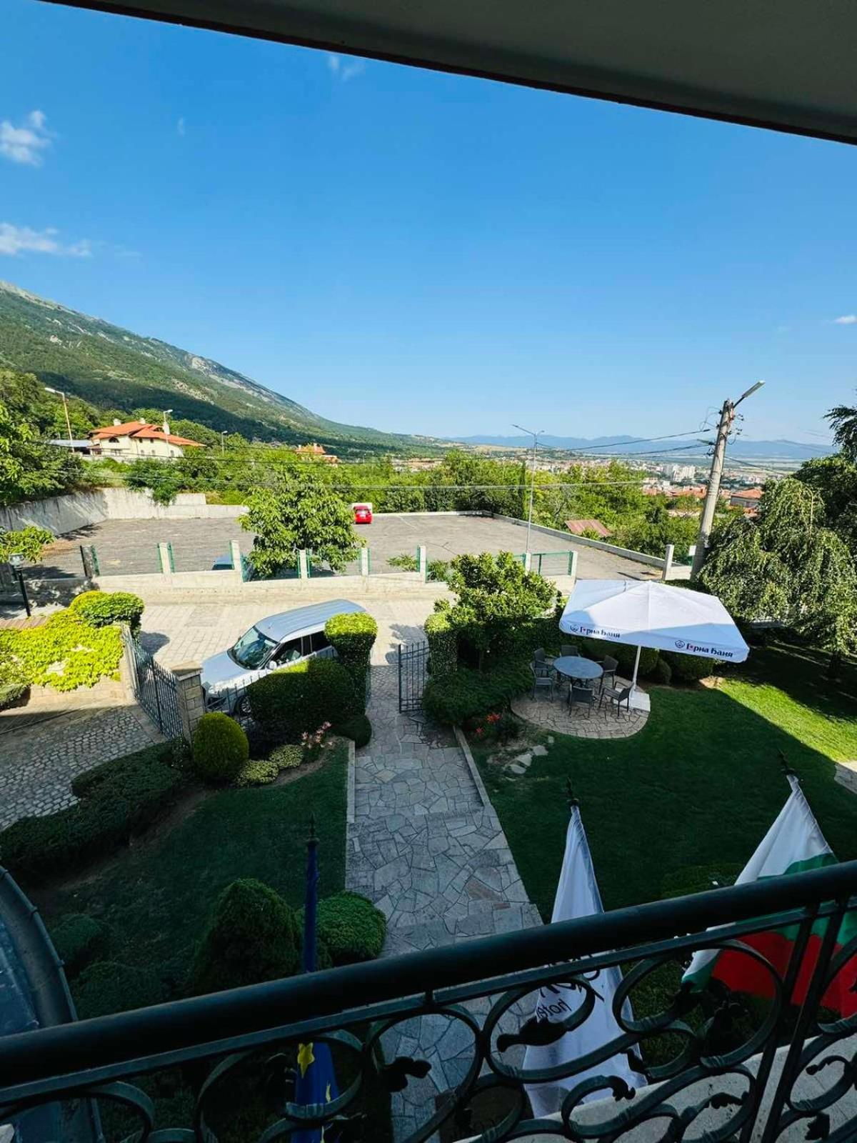 Hotel-Restaurant Almond Karlovo Dış mekan fotoğraf
