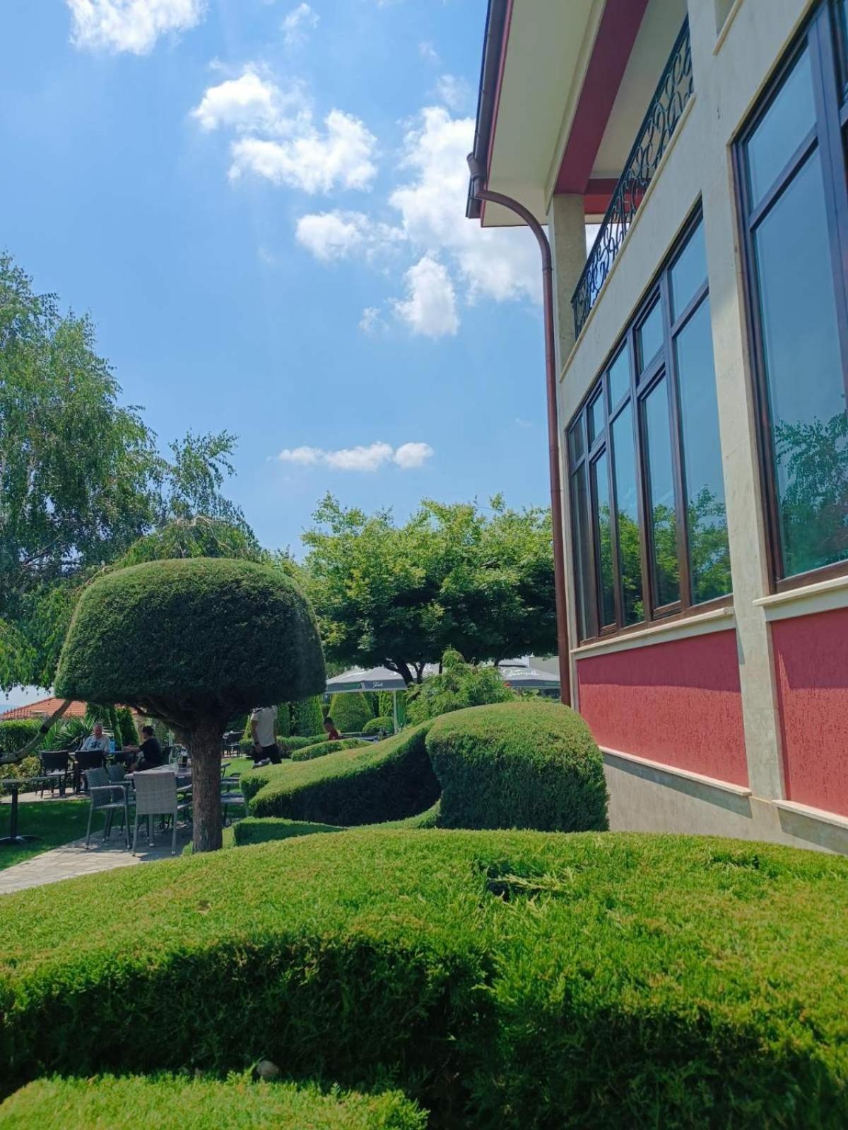 Hotel-Restaurant Almond Karlovo Dış mekan fotoğraf